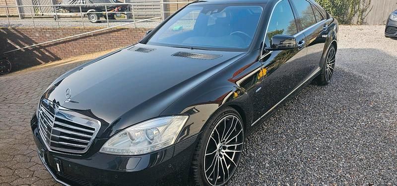 Gebraucht Mercedes S350 286 PS (210 kW) 2011 Schwarz Limousine