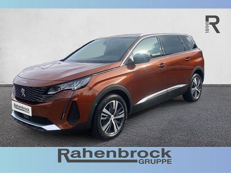 Copper braun Gebraucht 2023 Peugeot 5008 Allure Van / Kleinbus | 25.990 € (Fairer Preis) - Bild 1/4