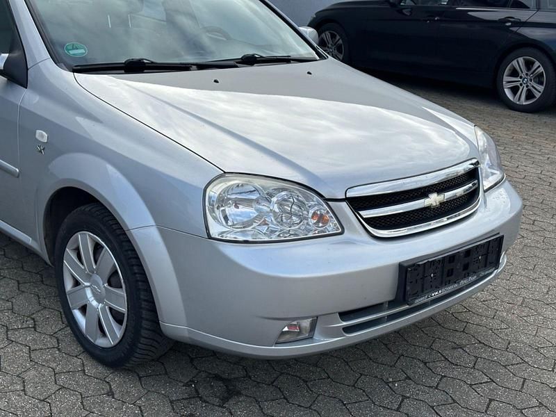 Gebraucht Chevrolet Nubira SX 109 PS (80 kW) 2008 Grau Kombi