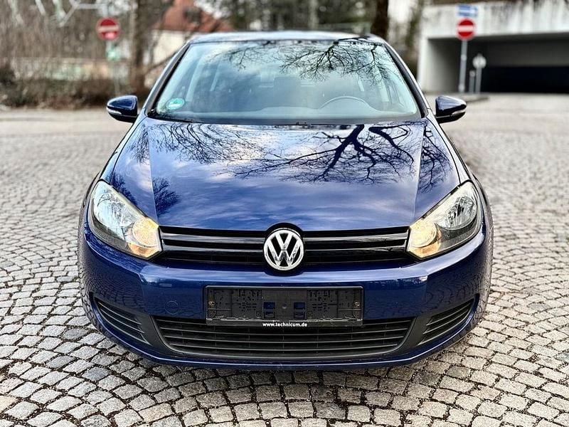 Gebraucht VW Golf VI Highline 102 PS (75 kW) 2009 Blau Kleinwagen