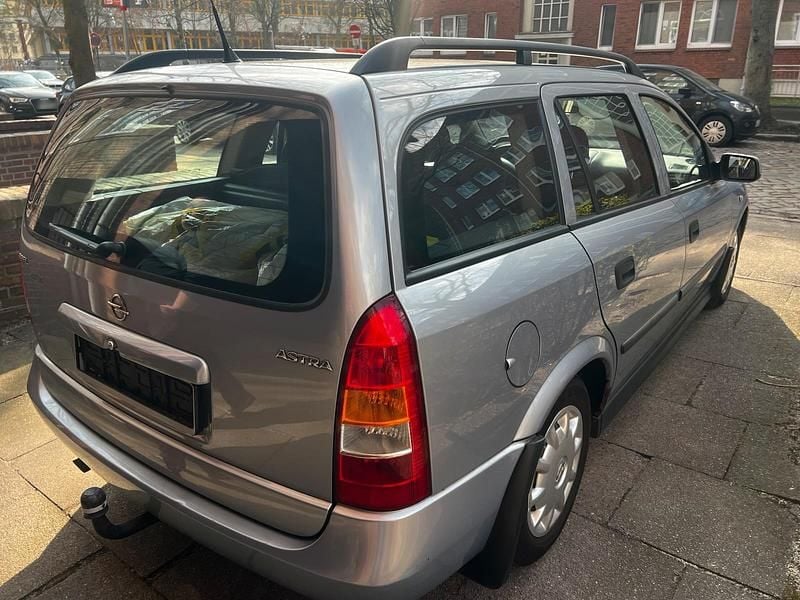 Gebraucht Opel Astra 101 PS (74 kW) 2001 Blau Kombi