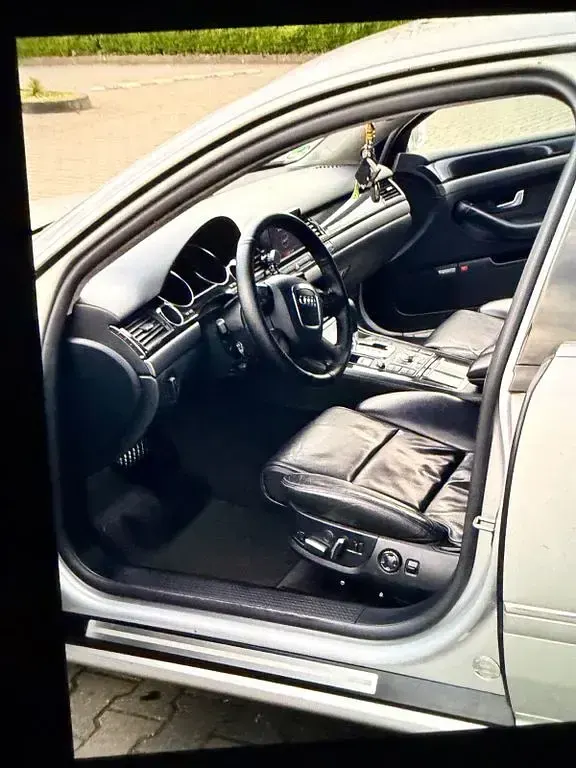 Gebraucht Audi A8L Sport 334 PS (245 kW) 2005 Silber Limousine