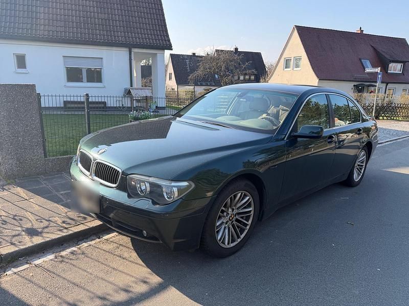 Second-hand BMW 730 230 CP (169 kW) 2003 Verde Berlinǎ