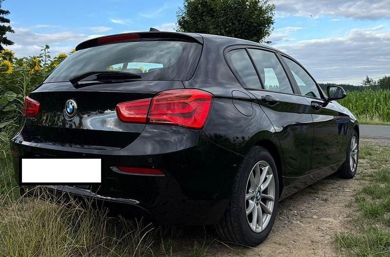 Gebraucht BMW 116 Advantage 116 PS (85 kW) 2016 Schwarz Kleinwagen