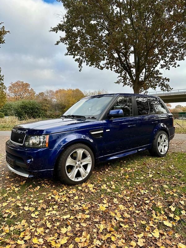 Blau Gebraucht 2010 Land Rover Range Rover Autobiography SUV | 10.900 € - Bild 1/4