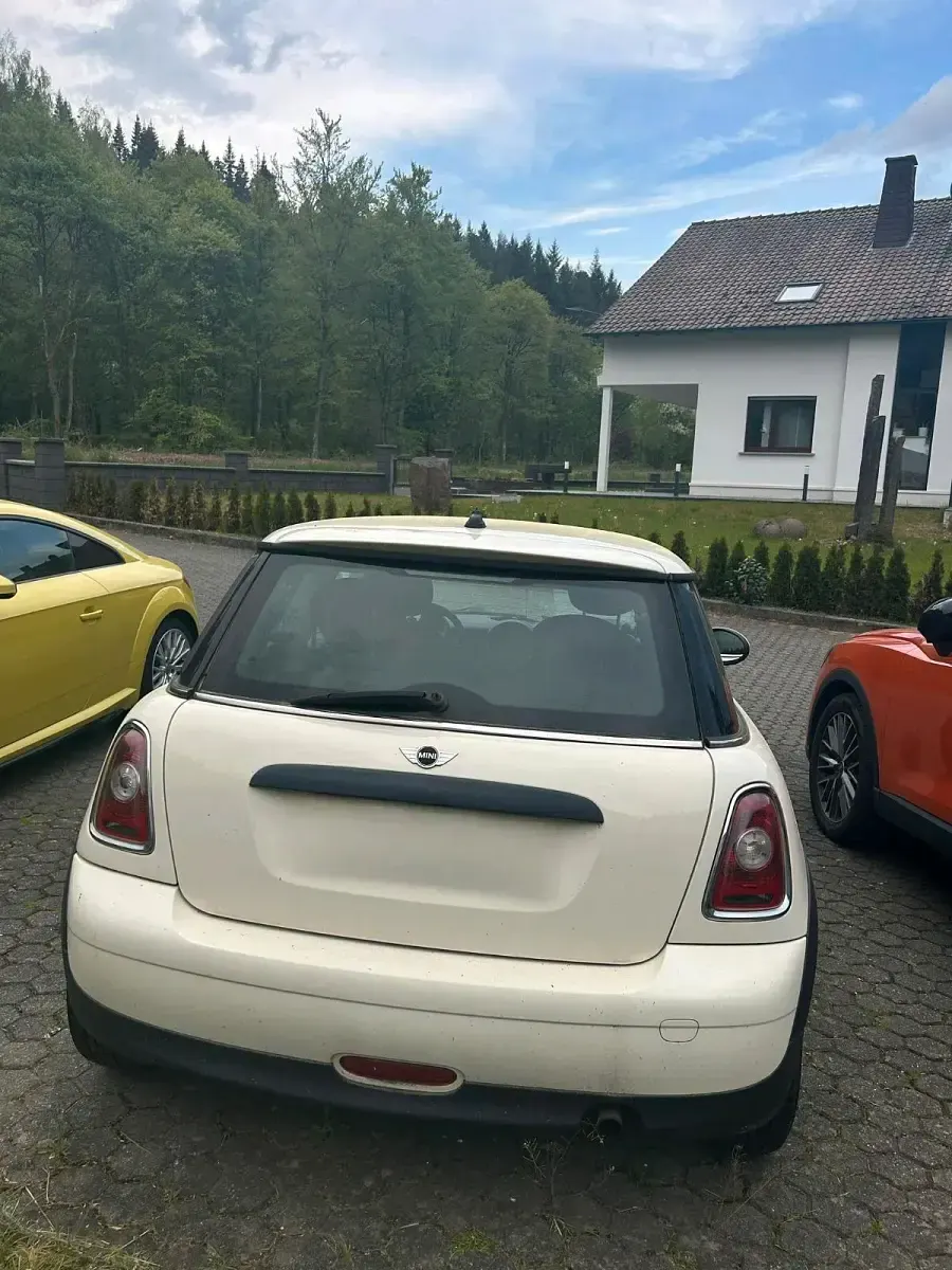 Usata Mini Cooper 75 CV (55 kW) 2010 Beige Utilitaria