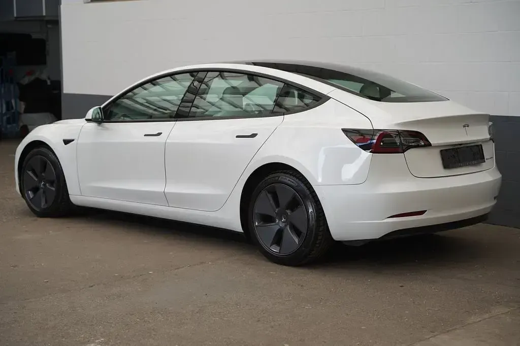 Gebraucht Tesla Model 3 Long Range AWD 366 kW (498 PS) 2022 Weiß Limousine