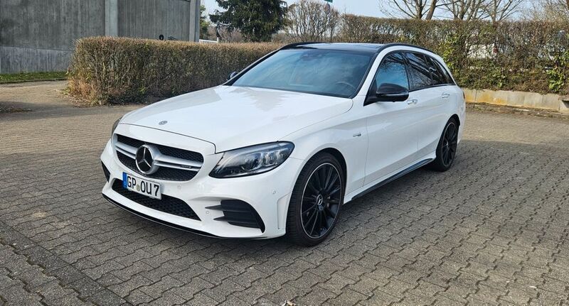 Weiß Gebraucht 2019 Mercedes C43 AMG AMG Kombi | 41.800 € (Teuer) - Bild 1/4