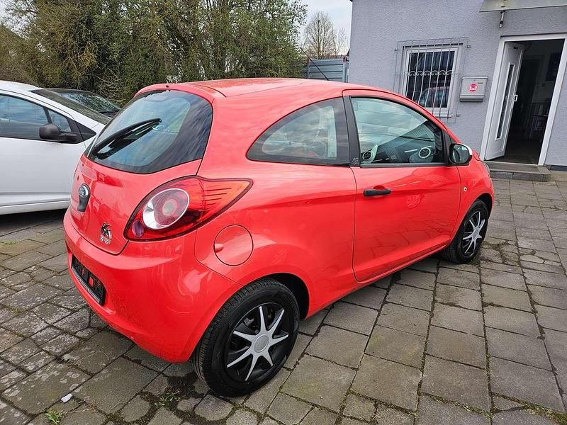Gebraucht Ford Ka Trend 69 PS (50 kW) 2009 Sunriserot Kleinwagen