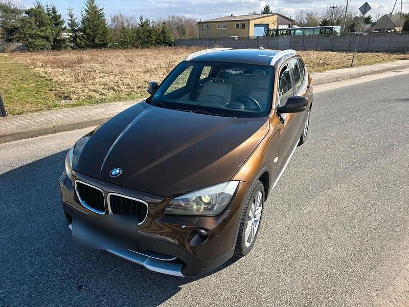 Gebraucht BMW X1 177 PS (130 kW) 2012 Schwarz SUV