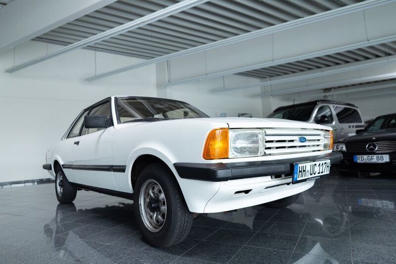 Gebraucht Ford Taunus 73 PS (53 kW) 1981 Weiß Limousine
