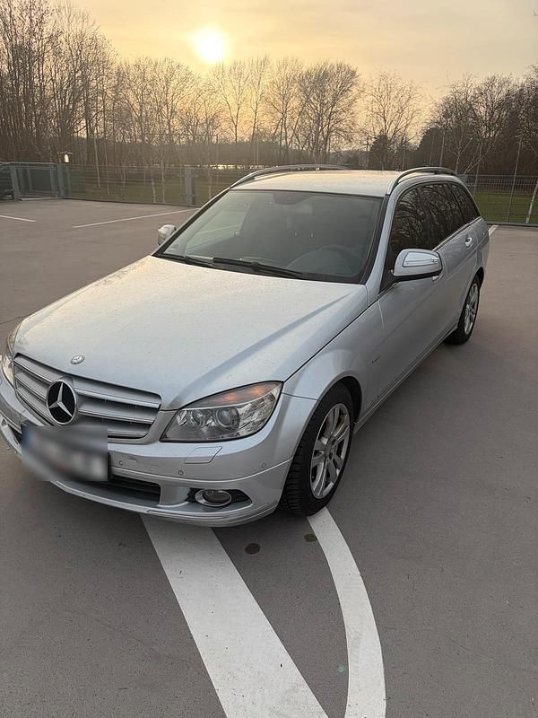 Gebraucht Mercedes C220 170 PS (125 kW) 2007 Silber Kombi