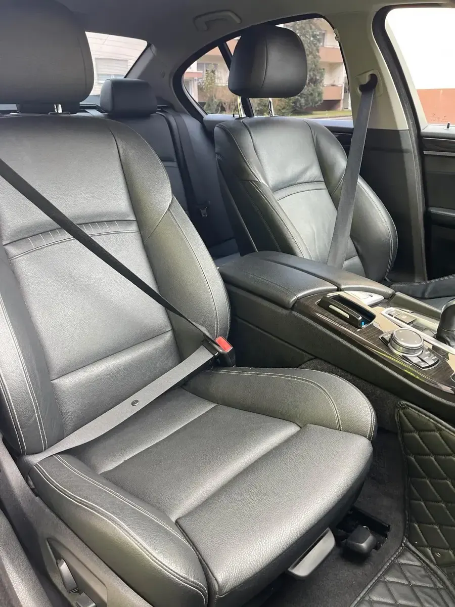 Gebraucht BMW 530 258 PS (189 kW) 2014 Limousine