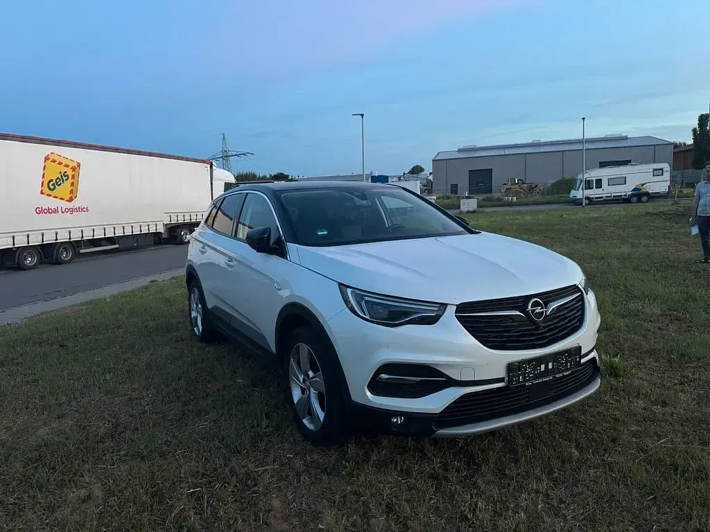 Gebraucht Opel Grandland X Innovation 131 PS (96 kW) 2019 Weiß SUV
