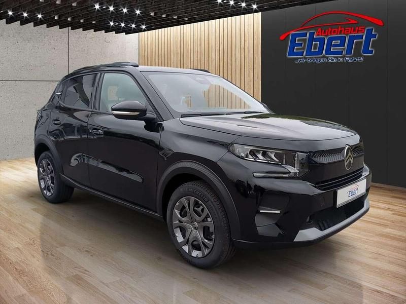 Neu Citroën C3 101 PS (74 kW) 2025 Perla nera schwarz Kleinwagen