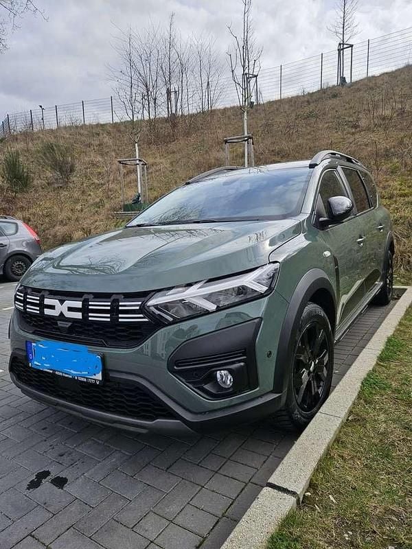 Gebraucht Dacia Jogger Extreme 110 PS (80 kW) 2023 Grün Van / Kleinbus