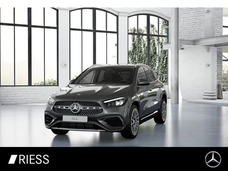 Metalliclack mountaingrau Gebraucht 2024 Mercedes GLA200 Premium SUV | 39.440 € (Guter Preis) - Bild 1/4
