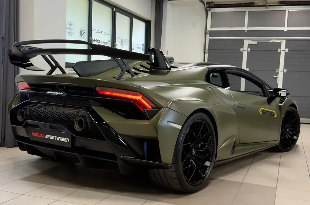 Gebraucht Lamborghini Huracán 640 PS (470 kW) 2022 Grün Coupé