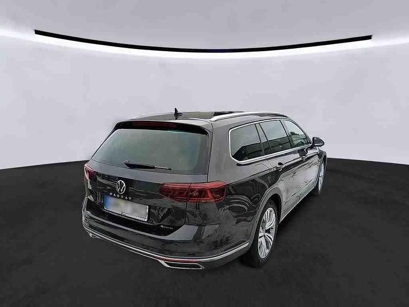 Gebraucht VW Passat Alltrack 200 PS (147 kW) 2021 Grau Kombi