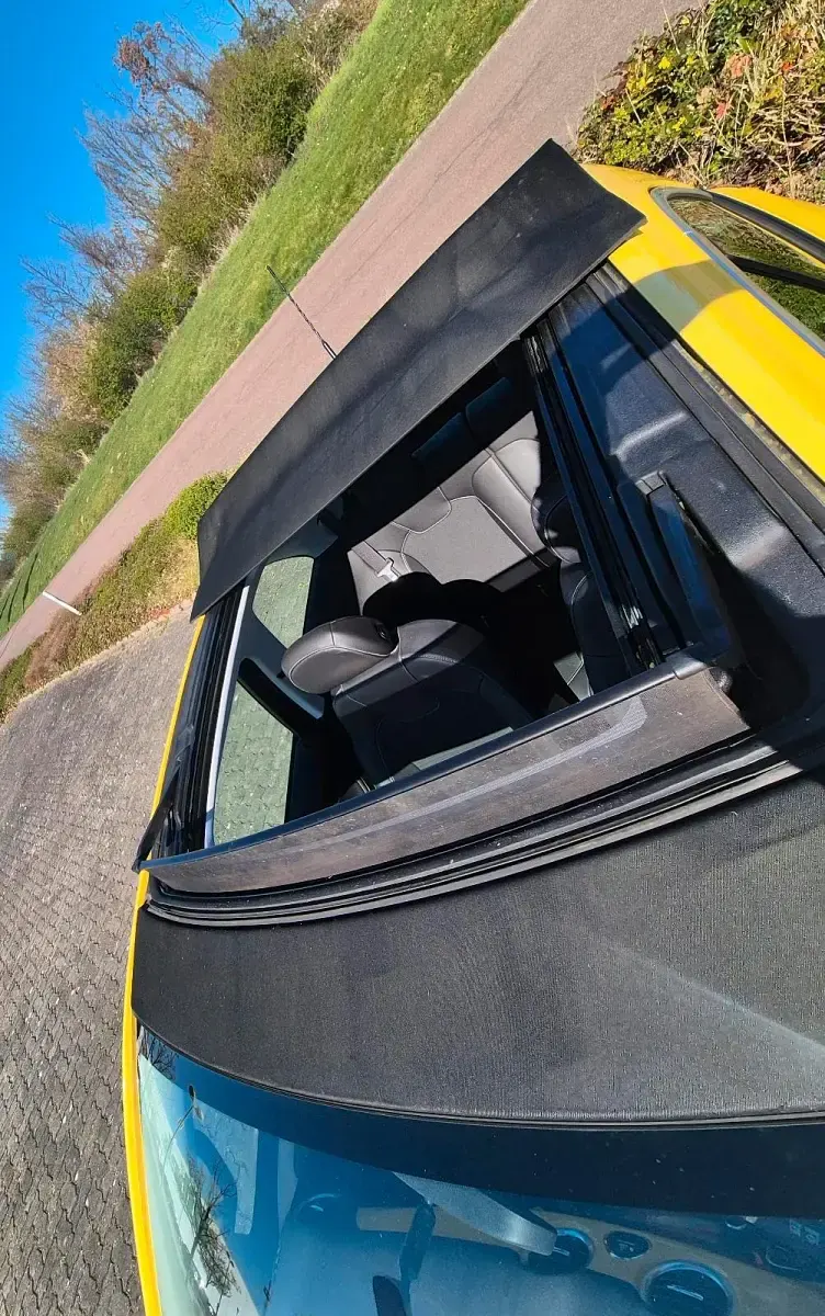 Gebraucht Opel Adam Rocks Rocks 87 PS (63 kW) 2015 Gelb Kleinwagen