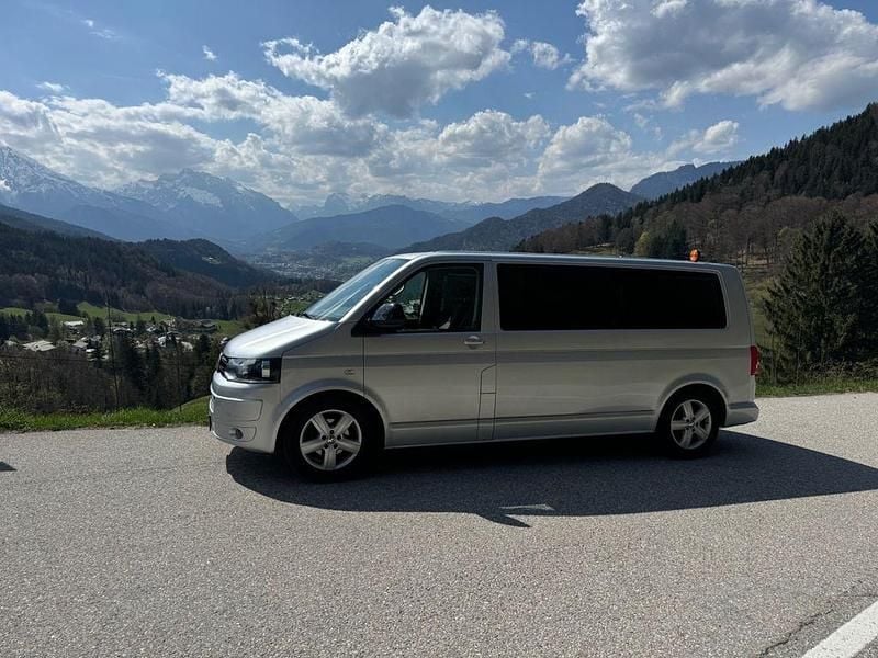 Gebraucht VW Caravelle 140 PS (102 kW) 2014 Silber Van