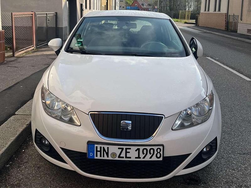 Gebraucht Seat Ibiza Ecomotive 75 PS (55 kW) 2011 Weiß Kleinwagen