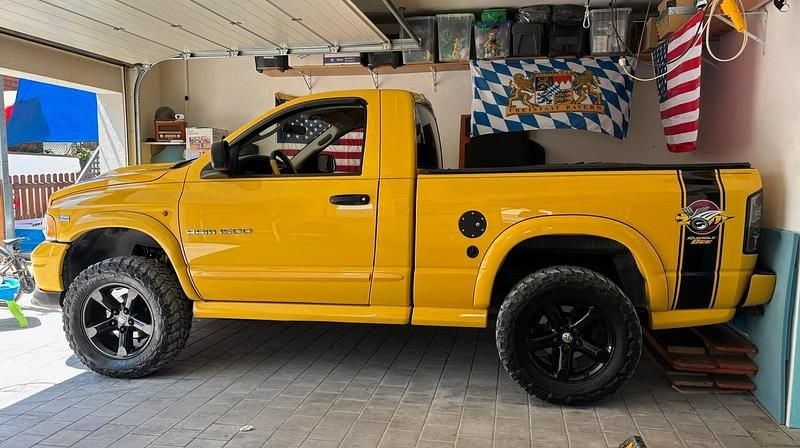Gebraucht Dodge Ram 345 PS (253 kW) 2005 Gelb Pickup