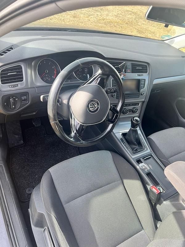 Gebraucht VW Golf VII 86 PS (63 kW) 2016 Grau Kombi