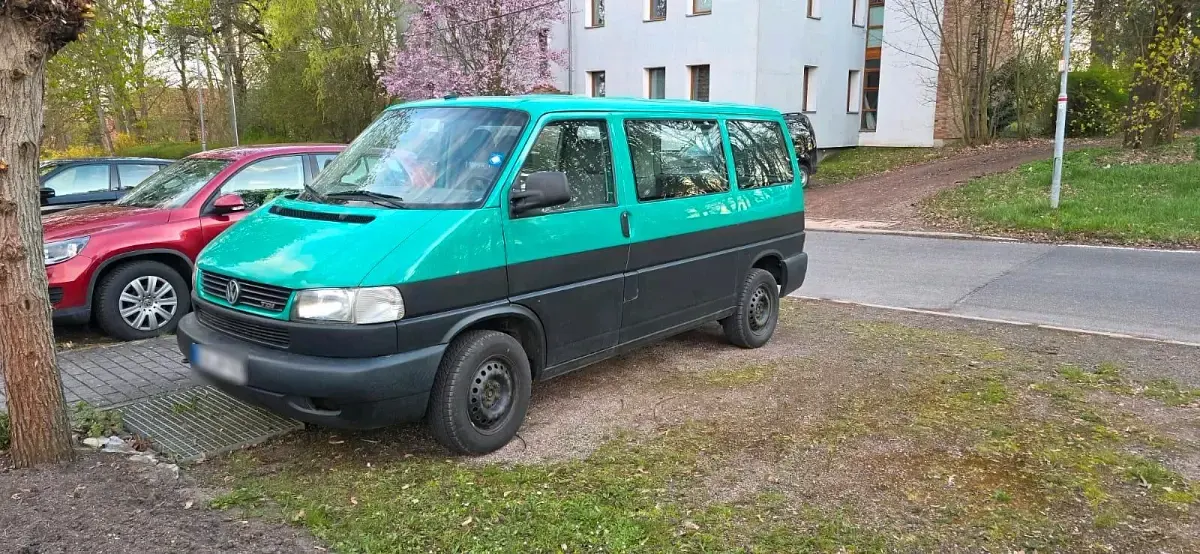 Gebraucht VW T4 102 PS (75 kW) 2001 Grün Van