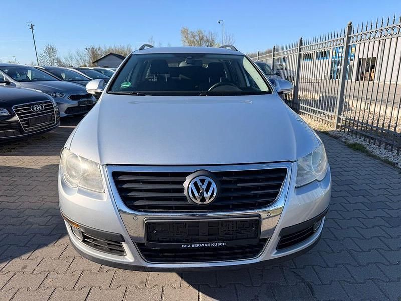 Gebraucht VW Passat Trendline 122 PS (89 kW) 2009 Silber Kombi