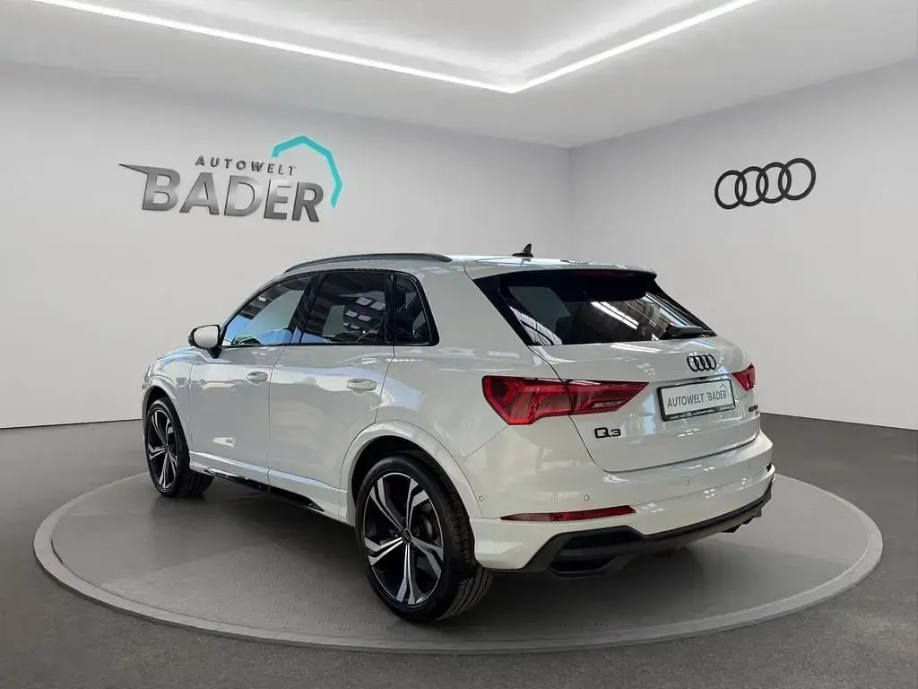 Gebraucht Audi Q3 S-Line 190 PS (139 kW) 2025 Weiß SUV