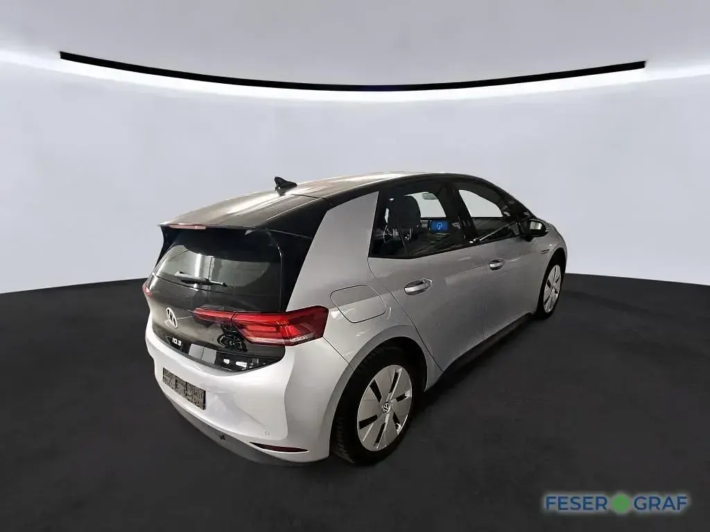 Gebraucht VW ID.3 Pro Performance 150 kW (204 PS) 2023 Scale silver metallic schwarz Kleinwagen