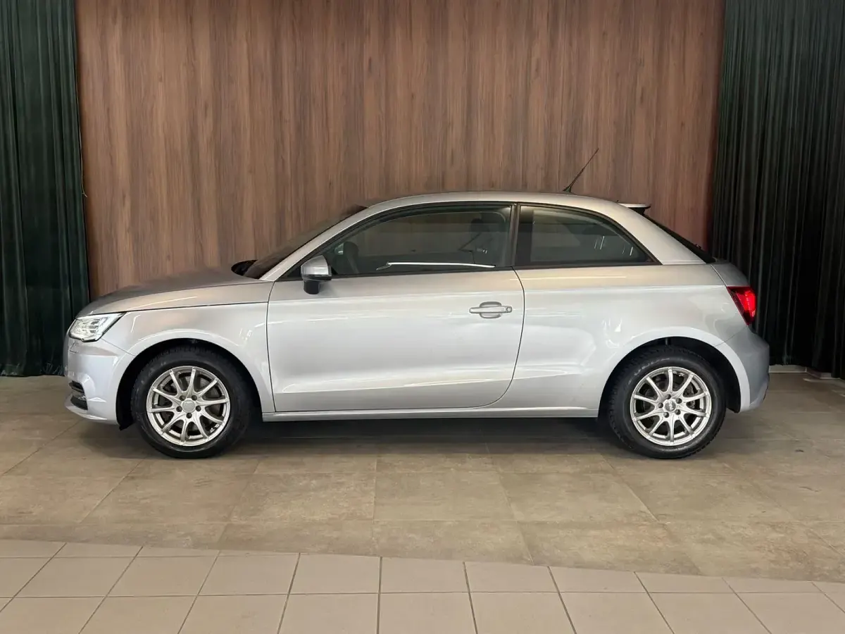 Gebraucht Audi A1 Sport 125 PS (91 kW) 2017 Silber Kleinwagen