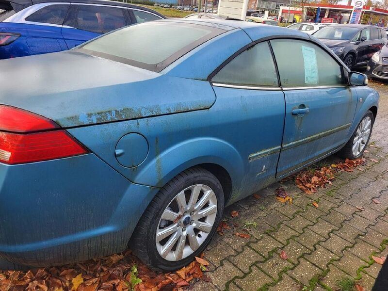 Gebraucht Ford Focus Titanium 145 PS (106 kW) 2007 Acquablau Cabrio