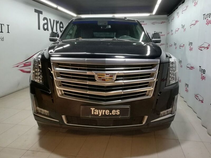 Gebraucht Cadillac Escalade 426 PS (313 kW) 2018 Schwarz SUV