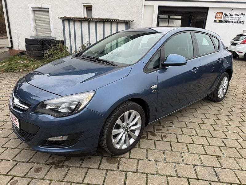 Blau Gebraucht 2013 Opel Astra Active Limousine | 2.490 € (Superpreis) - Bild 1/4
