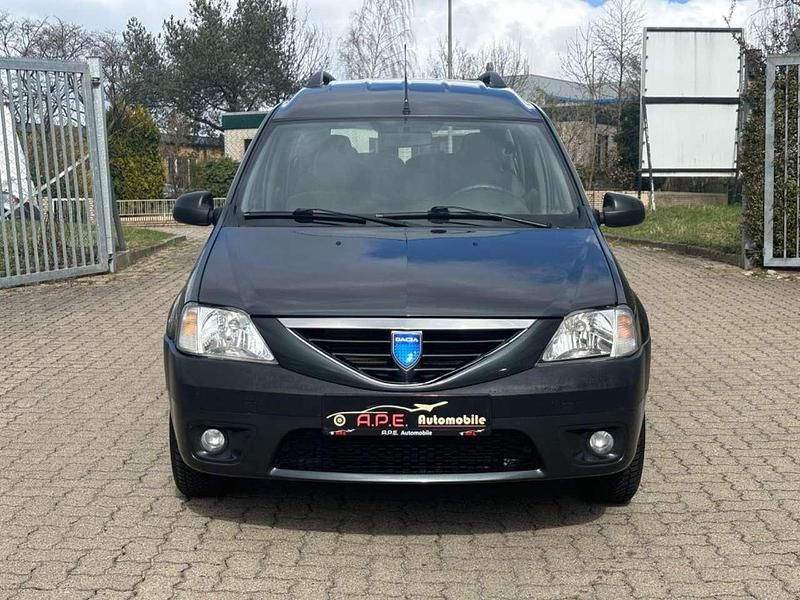 Gebraucht Dacia Logan Lauréate 105 PS (77 kW) 2008 Grau Kombi