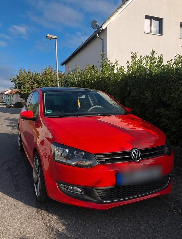 Rot Gebraucht 2011 VW Polo Edition Kleinwagen | 4.400 € (Fairer Preis) - Bild 1/4