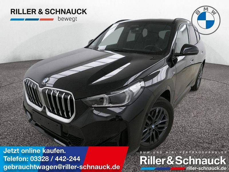 Black sapphire Gebraucht 2023 BMW X1 M Sport SUV | 46.950 € (Fairer Preis) - Bild 1/4