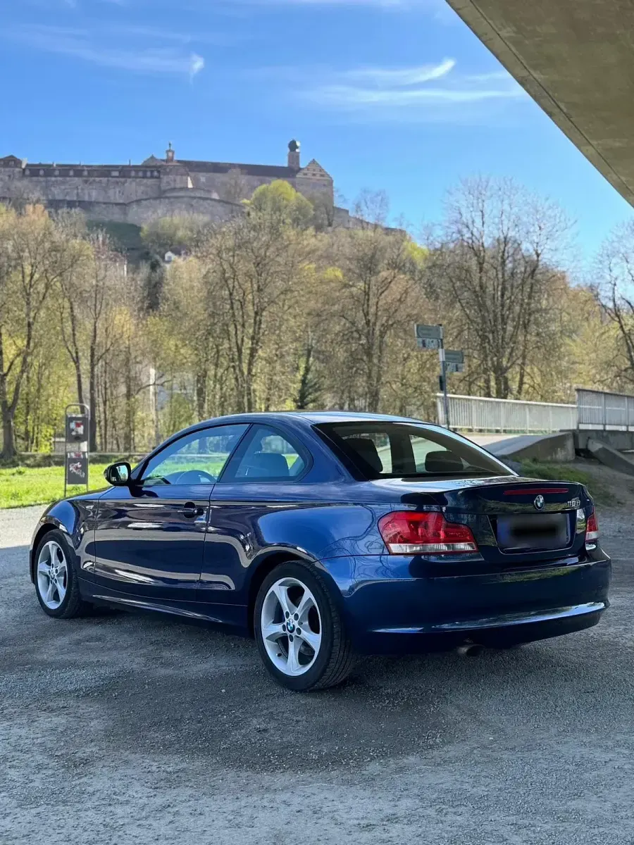 Gebraucht BMW 118 Coupé 143 PS (105 kW) 2013 Blau Coupé