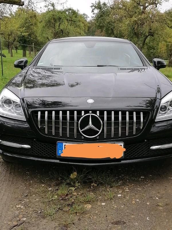 Schwarz Gebraucht 2011 Mercedes SLK250 Cabrio | 19.500 € (Fairer Preis) - Bild 1/4