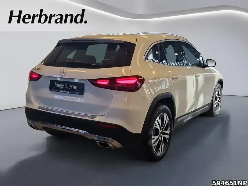 Occasion Mercedes GLA200 Progressive 163 ch (119 kW) 2025 Blanc SUV