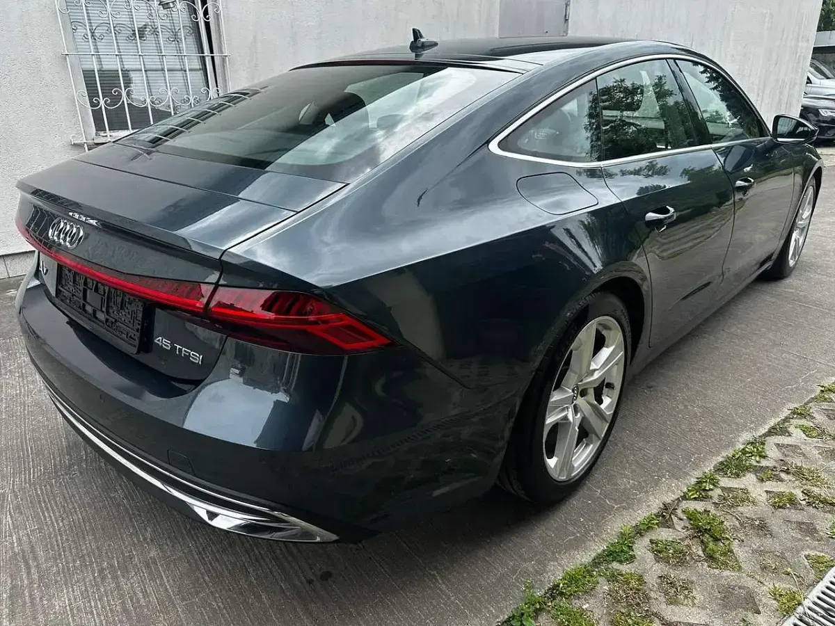 Gebraucht Audi A7 Ambiente 245 PS (180 kW) 2019 Tritonblau metallic Limousine