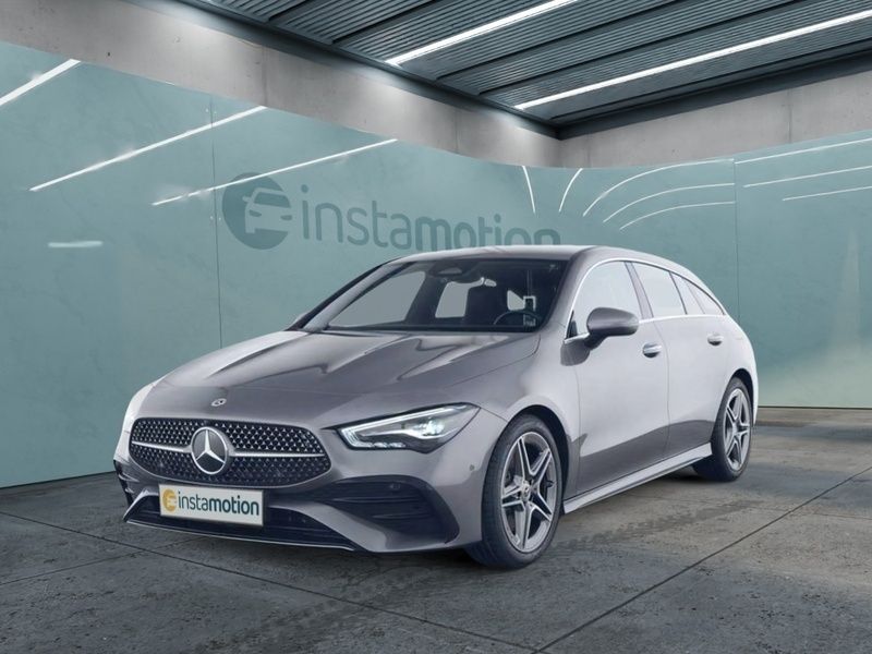Grau Gebraucht 2024 Mercedes CLA200 Shooting Brake AMG Kombi | 34.350 € (Etwas zu teuer) - Bild 1/4