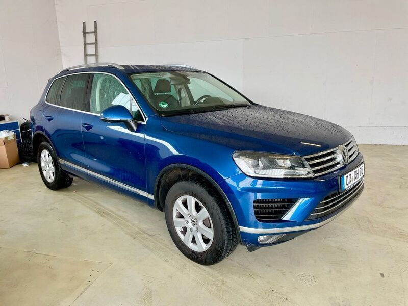 Blau Gebraucht 2015 VW Touareg Exclusive SUV | 18.800 € (Fairer Preis) - Bild 1/4