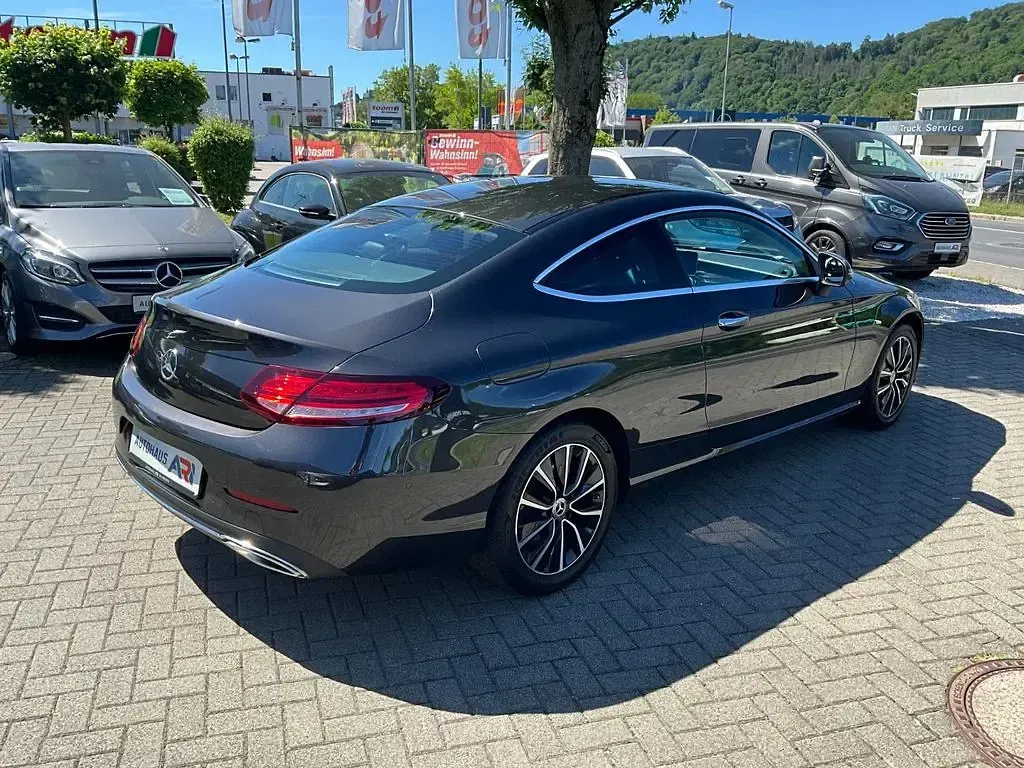 Gebraucht Mercedes C200 184 PS (135 kW) 2020 Grau Coupé