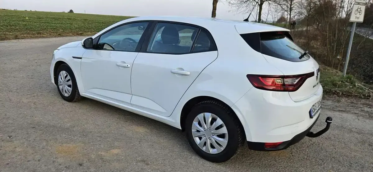 Gebraucht Renault Mégane Life 101 PS (74 kW) 2017 Kleinwagen