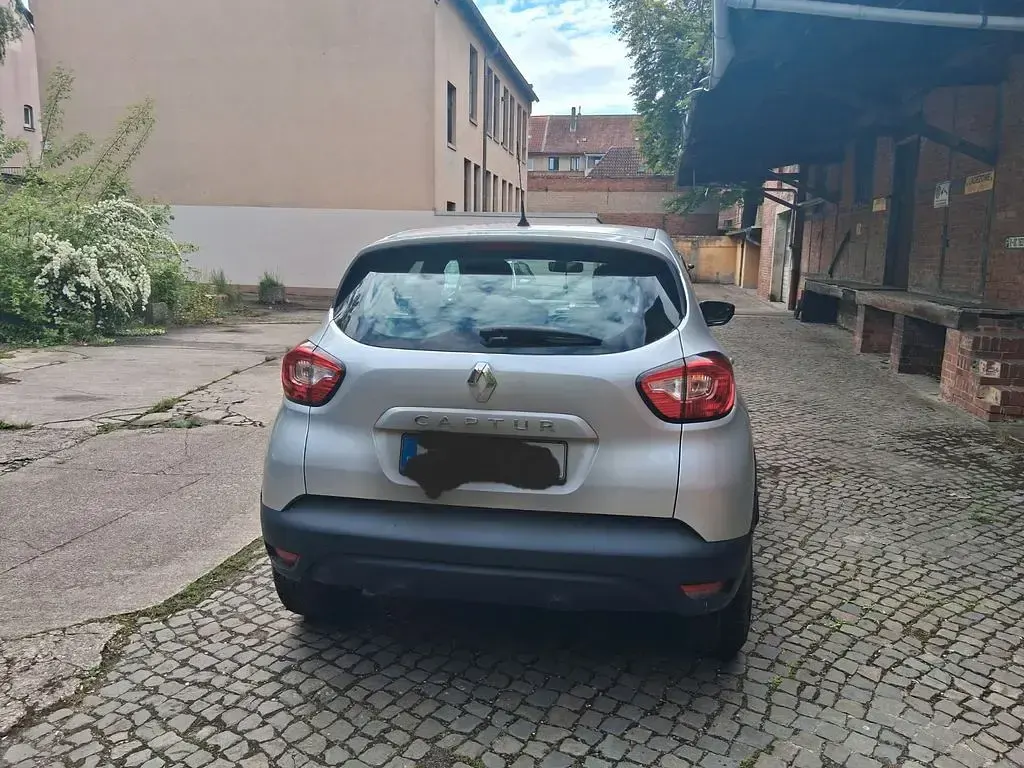 Gebraucht Renault Captur Crossborder 120 PS (88 kW) 2016 Silber SUV