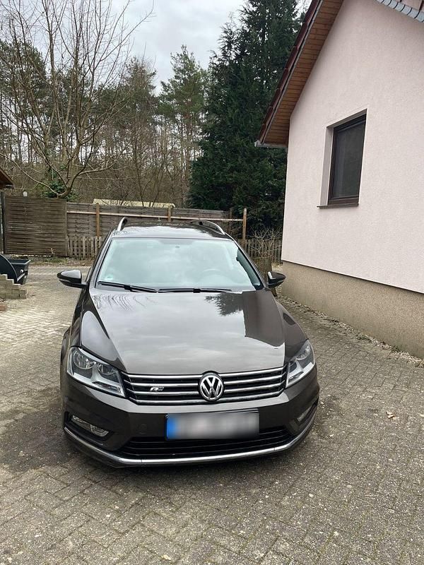 Gebraucht VW Passat R-line 140 PS (102 kW) 2014 Braun Kombi