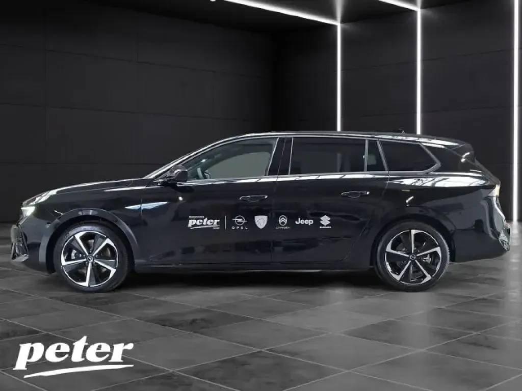 Gebraucht Opel Astra 131 PS (96 kW) 2025 Karbon schwarz (metallic) Kleinwagen